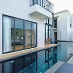 Pupae Pool Villa Inara