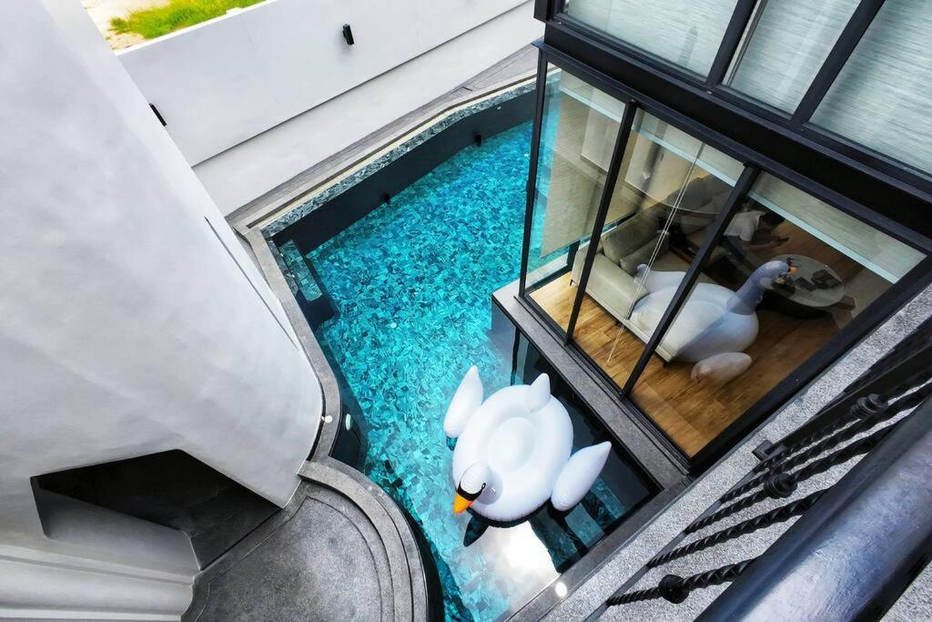 Villa Pupae Pool Inara